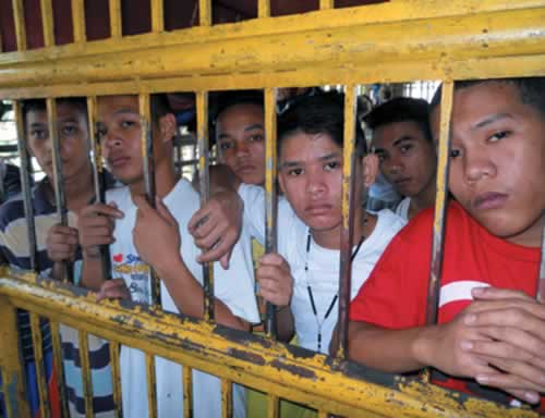 illegally jailed children in the Philippines