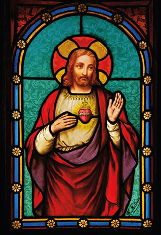 Stained glass windoe of the Sacred Heart of Jesus