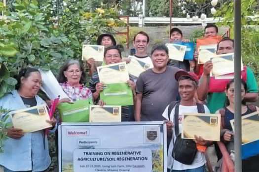 Regenerative Agriculture Program participants with their certificates