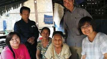 Columban lay missionaries at the IDP camp in Myanmar