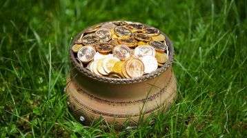 Treasure hidden in a field