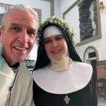 Fr. Bill Morton with visitor in Cuidad Juarez, Mexico