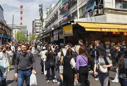 Street scene in the Tsukiji neighborhood of Tokyo, Japan