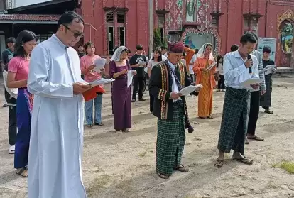 Fr. Kurt Zion Pala (left, in white)