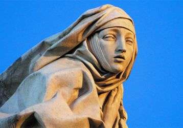 Statue symbolizing charity 