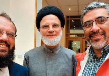 Mauricio Silva (right) with Shi'a and Sunny, Muslim leaders