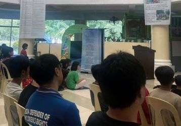 Columban Fr. Shay Cullen celebrates Mass at the Girls' Home.